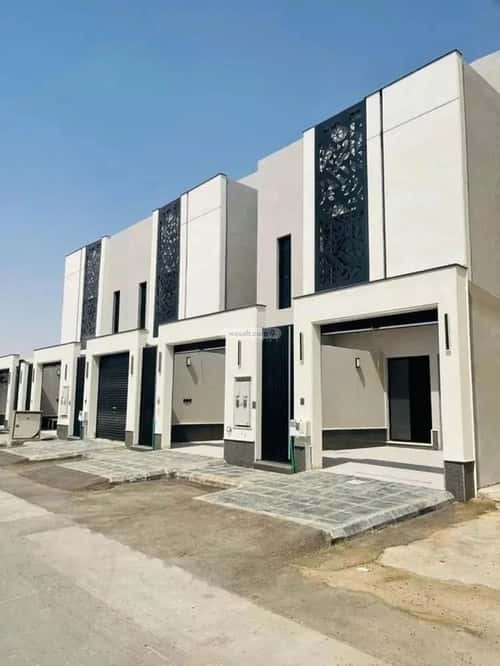 4 bedroom villa in Al Janadriyah 4
