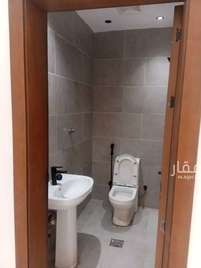 1 bedroom apartment in Al Quraynah, Jeddah 5