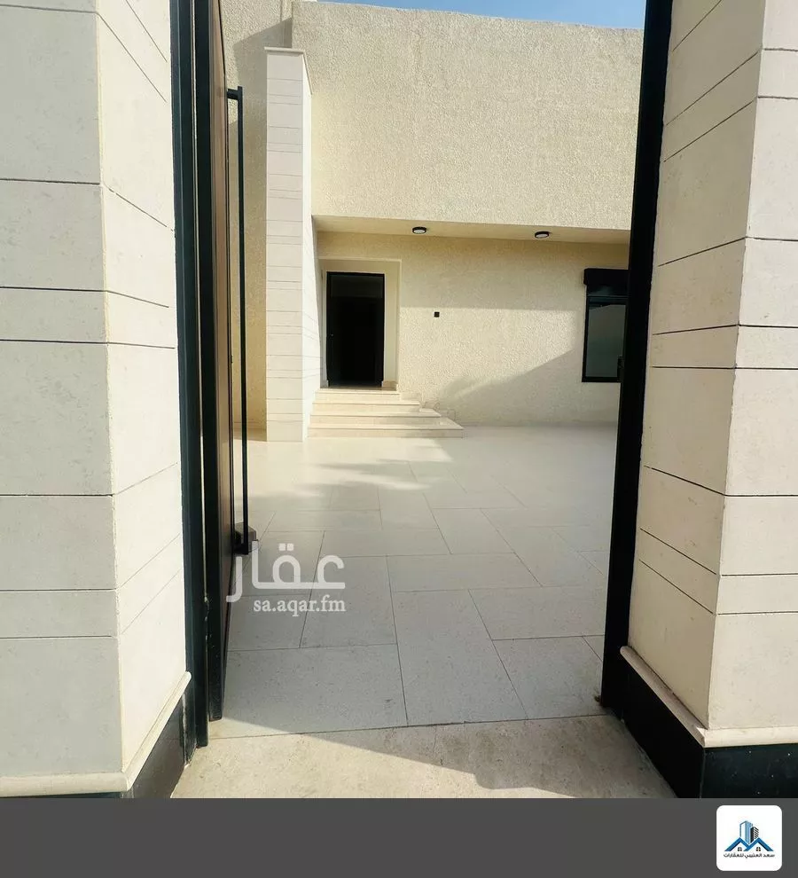 فيلا 9 غرف في العليا 12