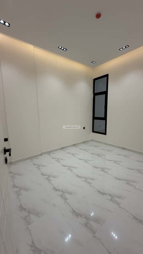 3 bedroom apartment in Al Zahrah 2