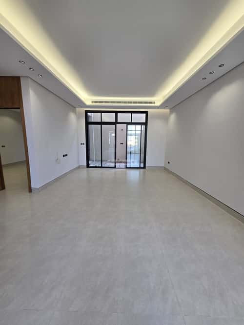 8 bedroom villa in Al Mahdiyyah 4