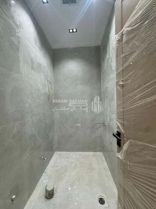 7 bedroom villa in Al Qadisiyah 3