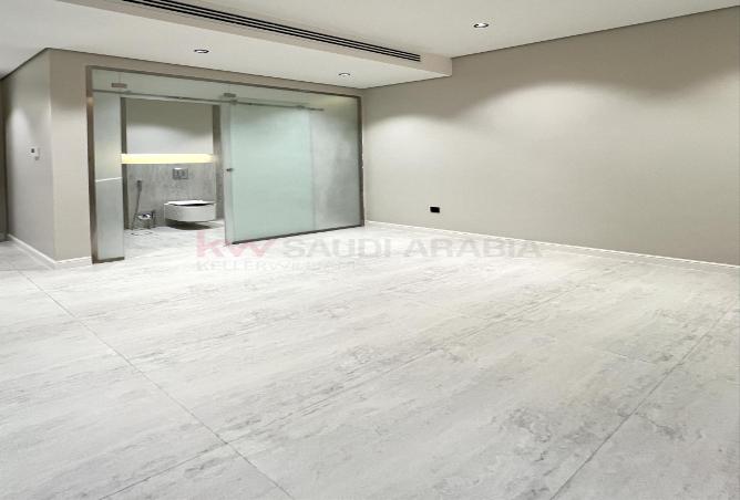 3 bedroom apartment in Qurtubah 3