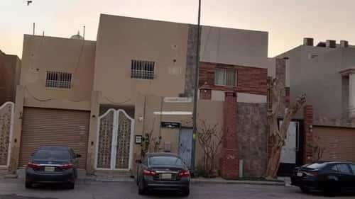 فيلا 7 غرف في الخليج 10