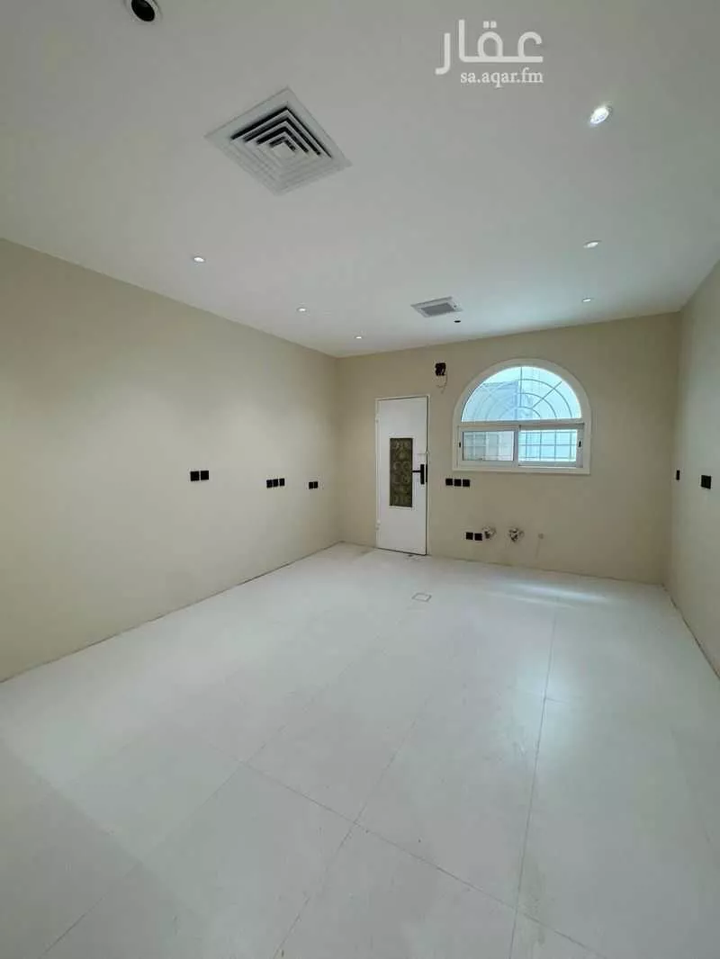 11 bedroom villa in Al Quds, Riyadh 8