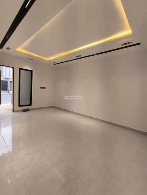 5 bedroom apartment in Badr 9