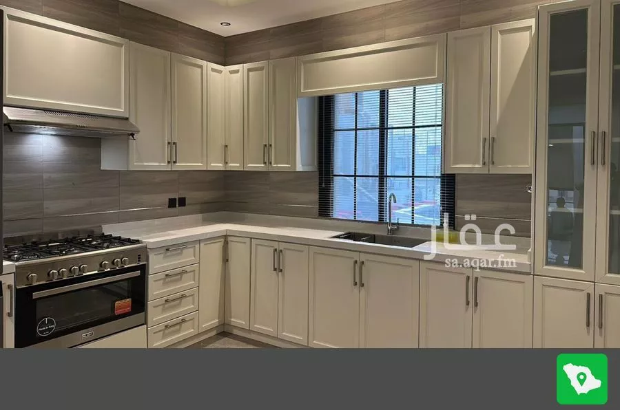 فيلا 8 غرف في المونسية 8