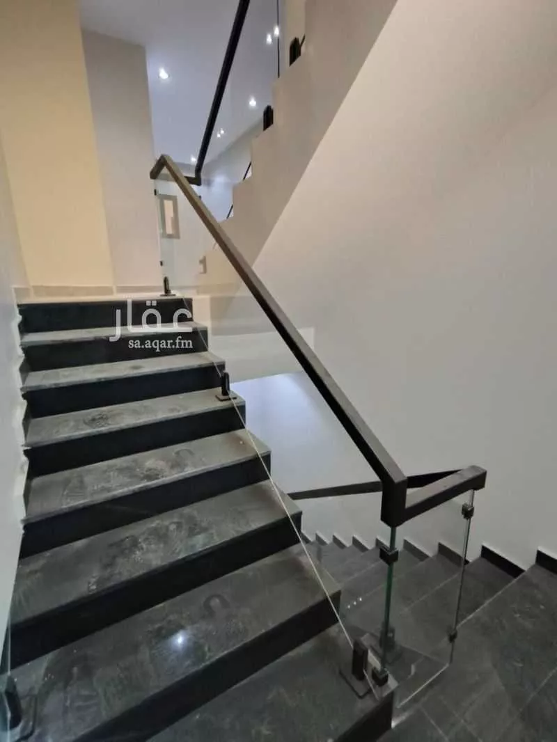4 bedroom villa in Al Janadriyah, Riyadh 12