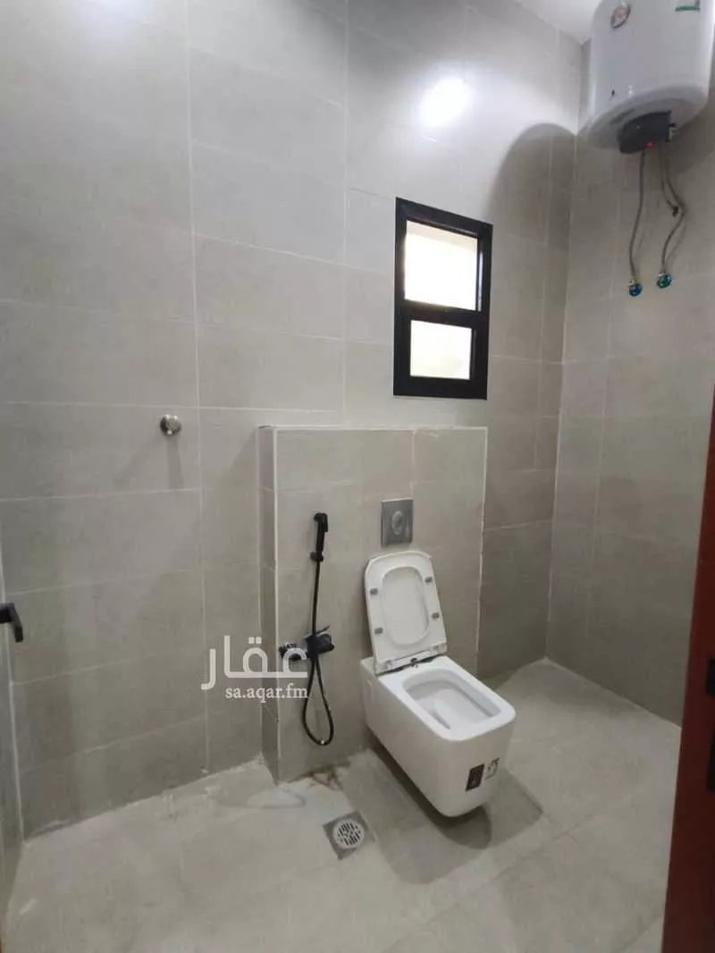 4 bedroom villa in Al Janadriyah, Riyadh 6