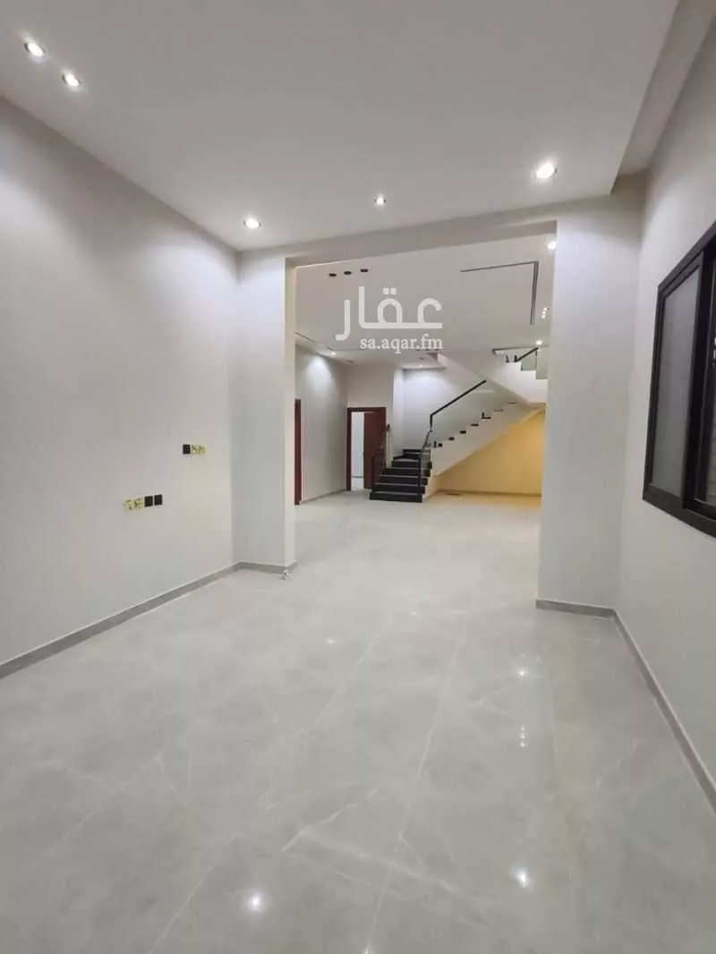 4 bedroom villa in Al Janadriyah, Riyadh 8