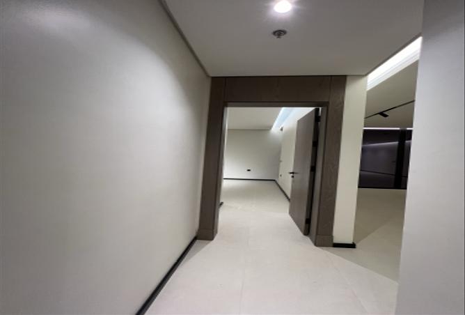 2 bedroom apartment in Al Malqa 2