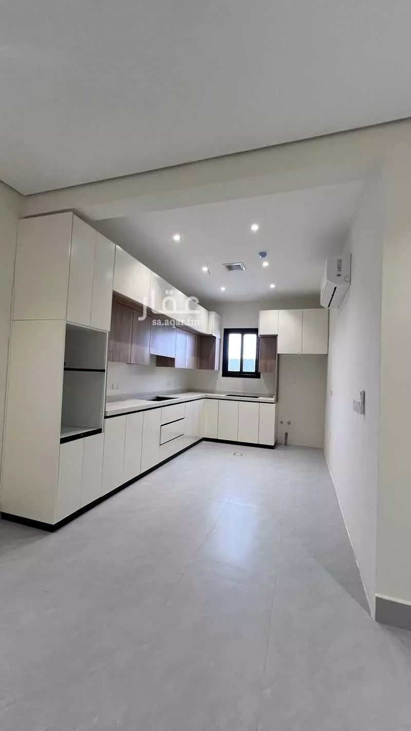 3 bedroom apartment in Al Hamra 3