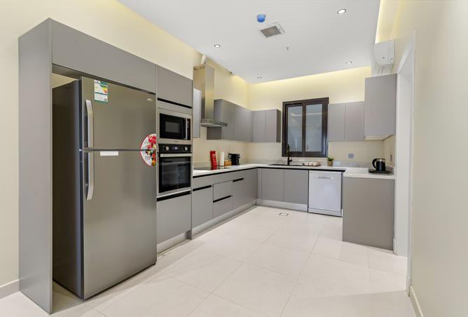 3 bedroom apartment in Al Yasmin 3