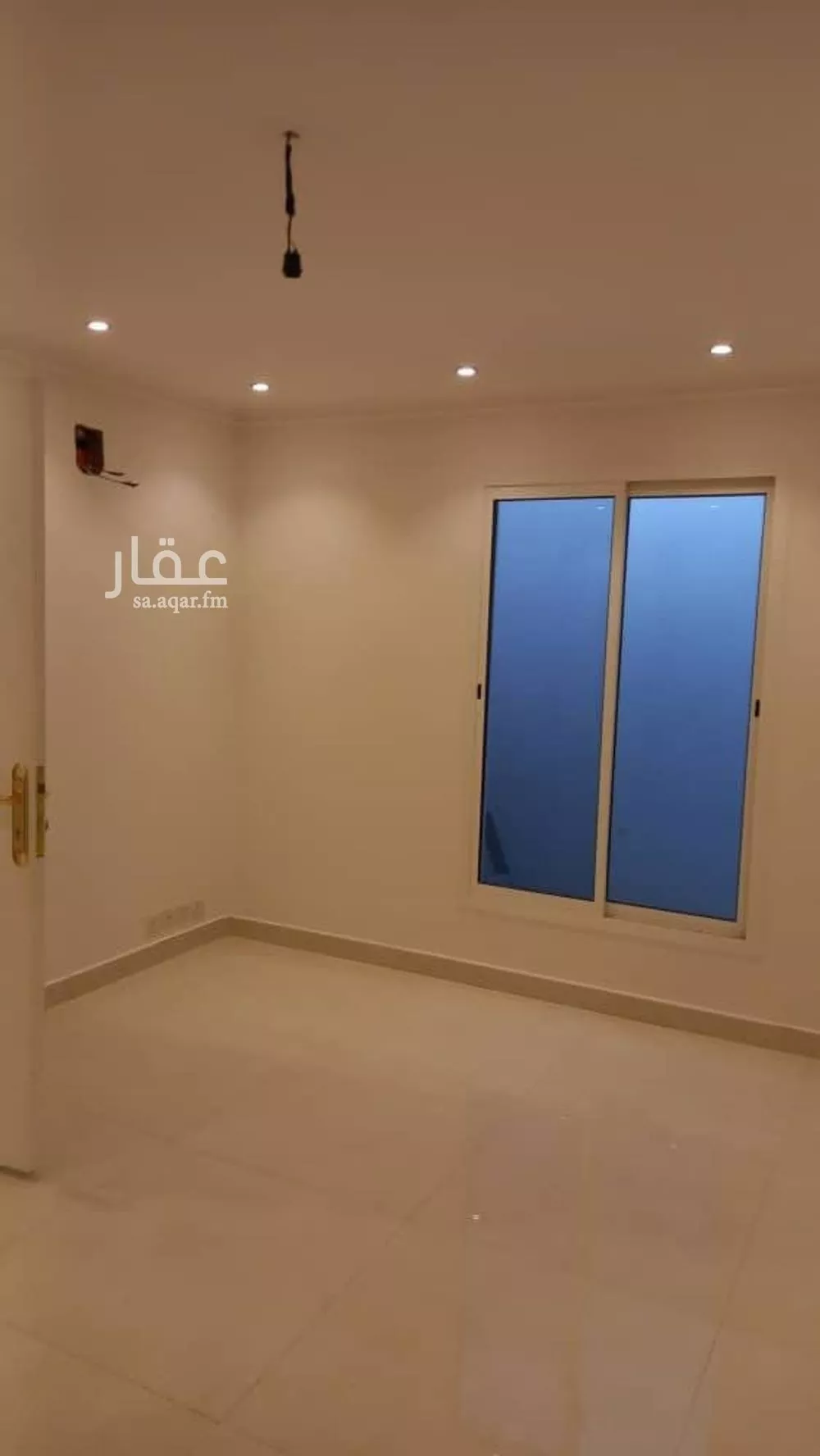 دور 3 غرف في العارض 10