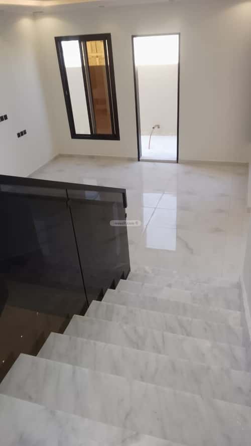 11 bedroom villa in Dhahrat Laban 9