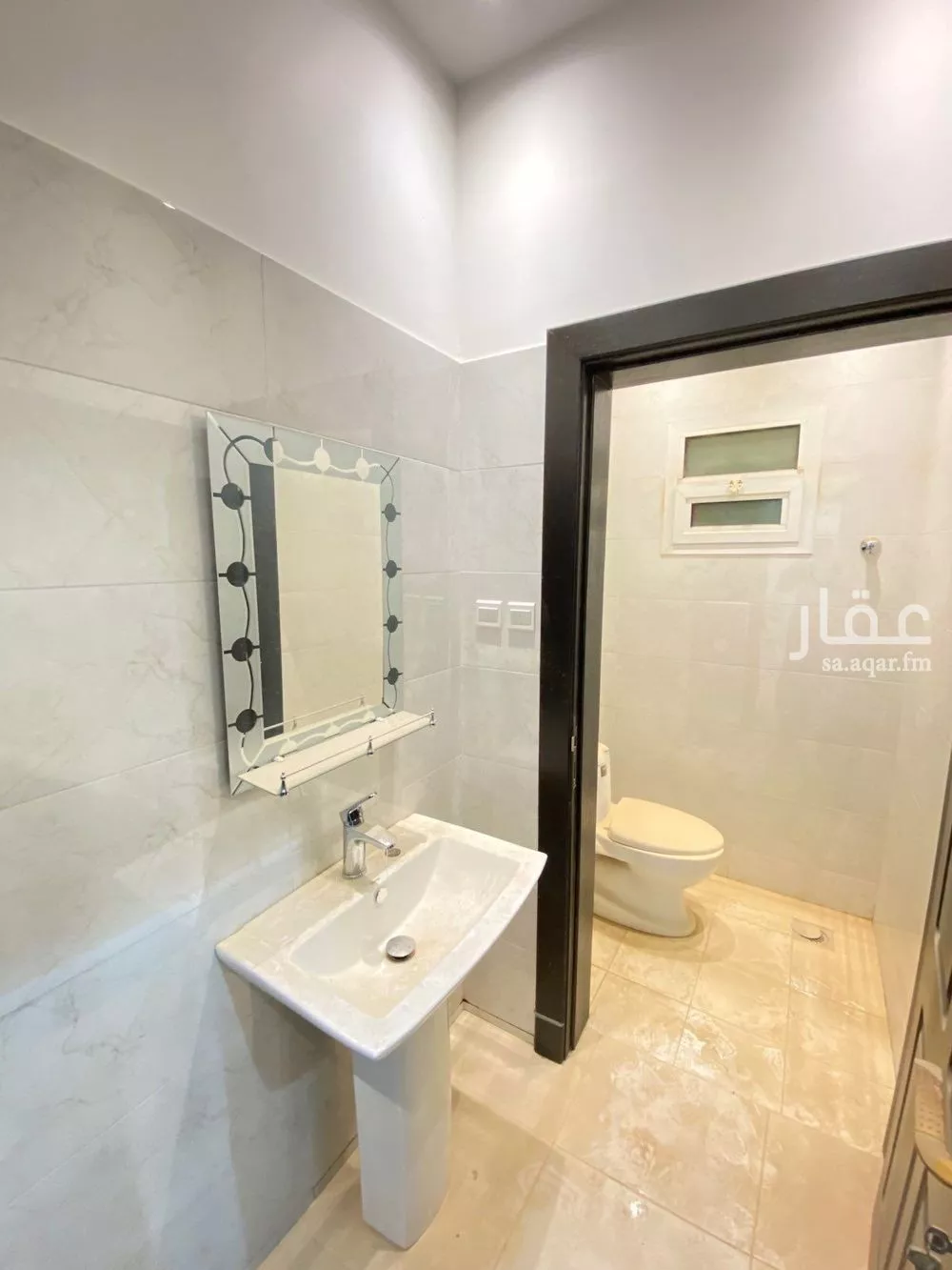 3 bedroom floor in Al Hazm 11