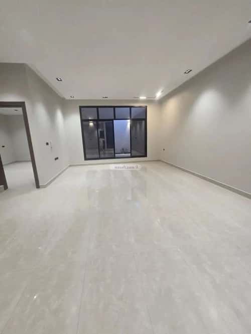 5 bedroom villa in Al Yarmouk 4