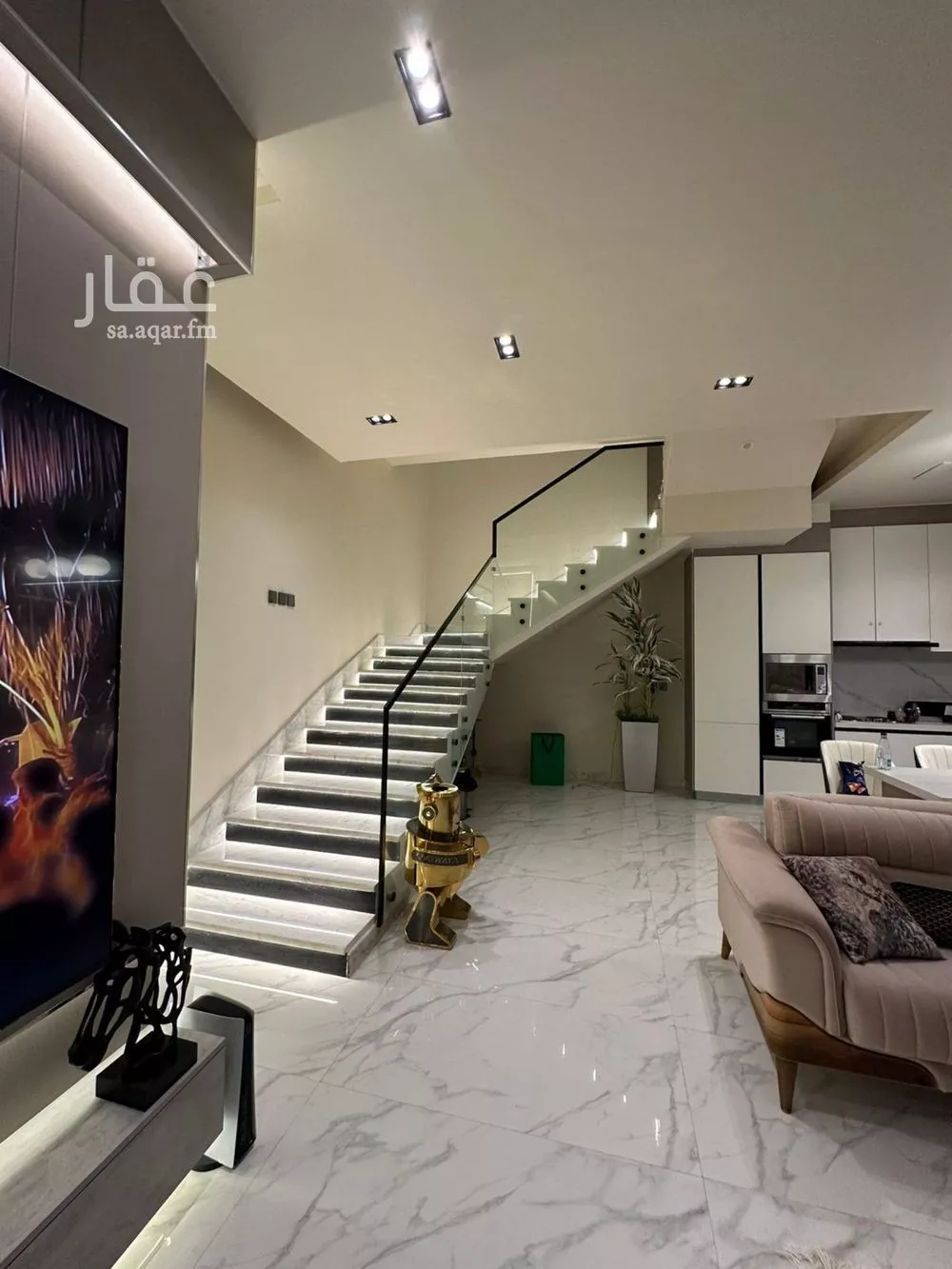 3 bedroom apartment in Al Aridh 3