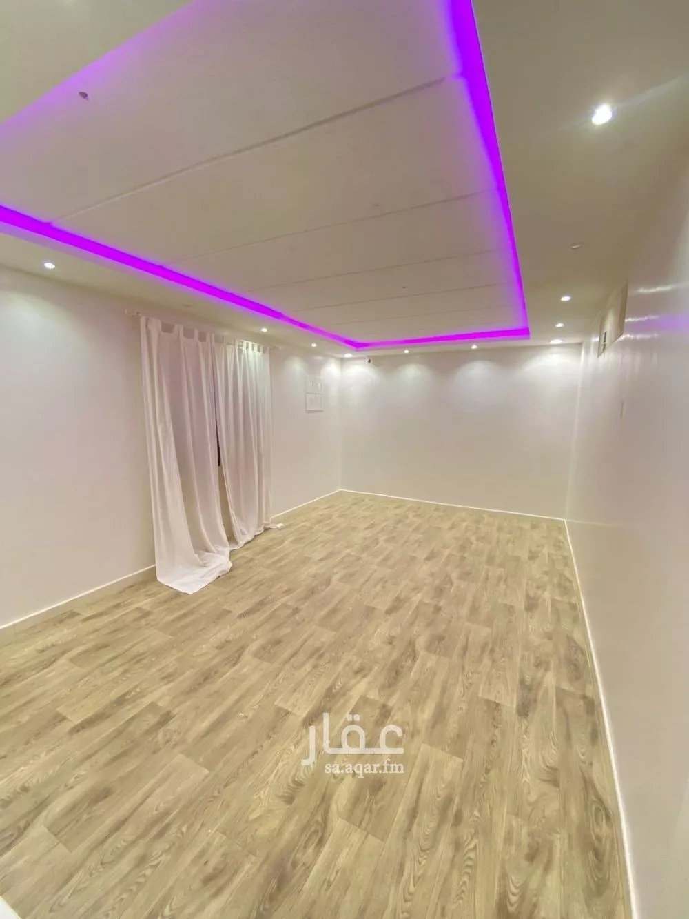 3 bedroom floor in Al Zahrah 4
