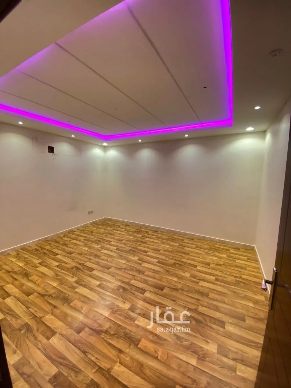 3 bedroom floor in Al Zahrah 6