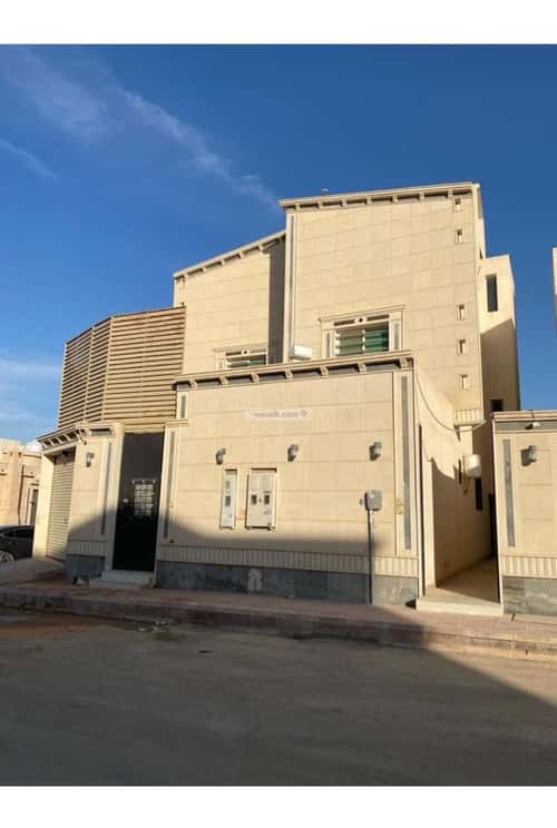 8 bedroom villa in Tuwaiq 4