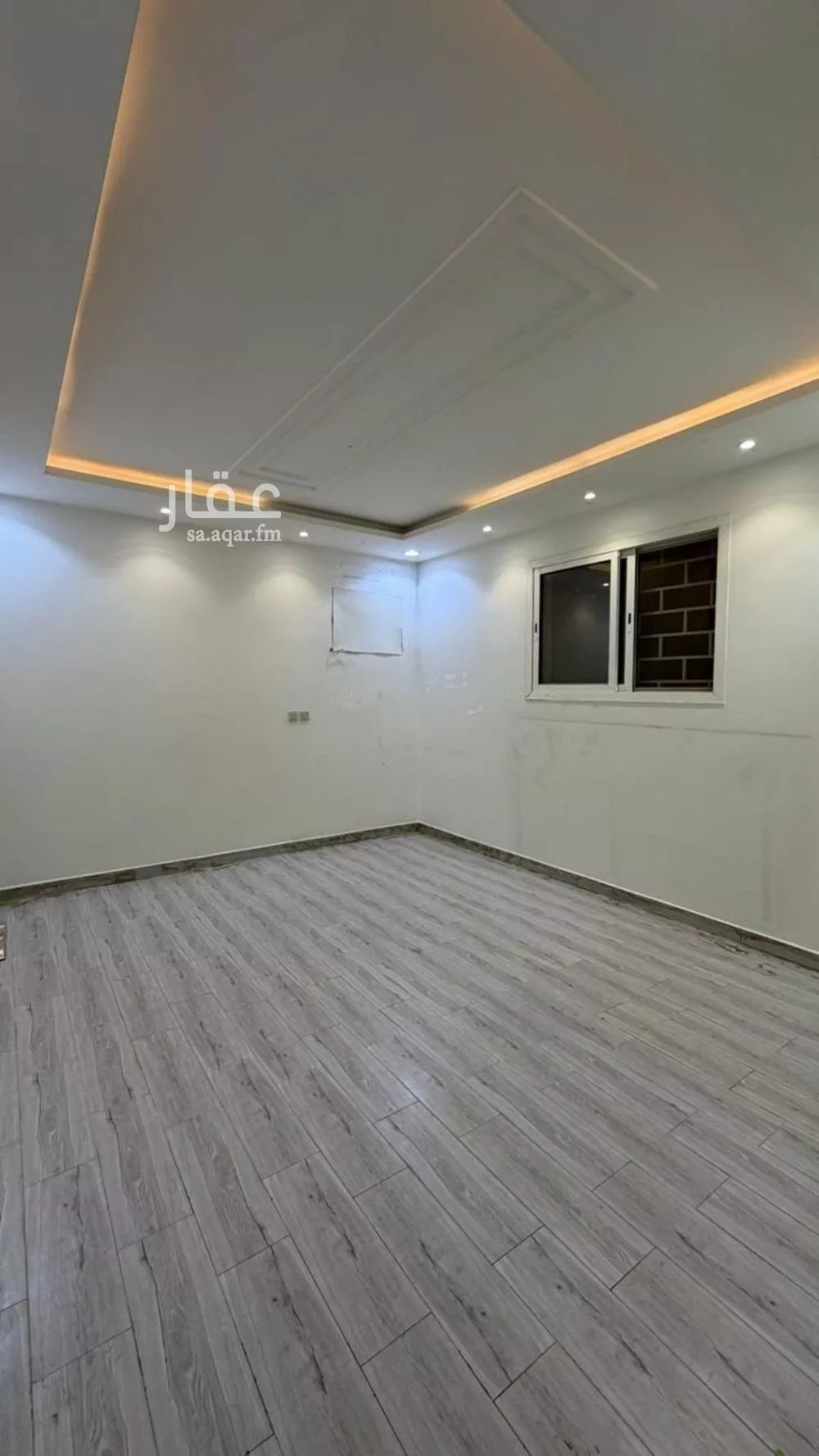 4 bedroom floor in Okaz 6