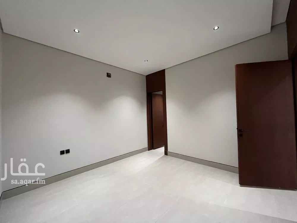 3 bedroom apartment in Al Mahdiyyah 12