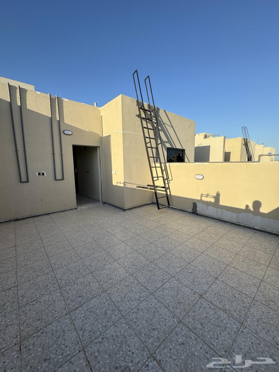 6 bedroom villa in Ash Shati Al Gharbi, Eastern Province 39