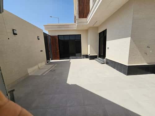 فيلا 5 غرف في الرمال 18