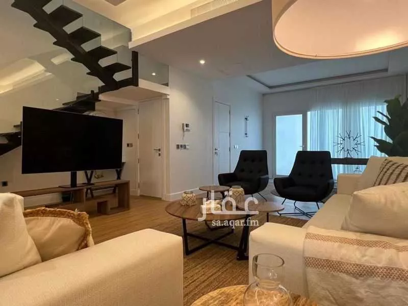3 bedroom apartment in Al Malqa 20