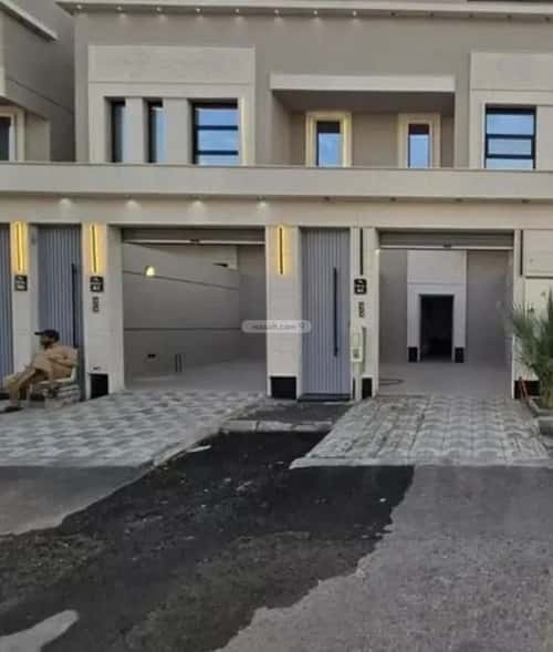 4 bedroom floor in Tuwaiq 2