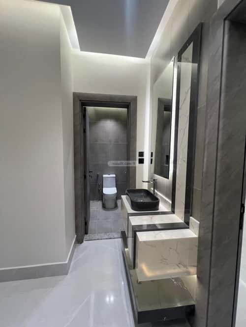 4 bedroom apartment in Al Salamah 5