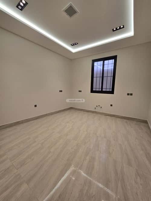 5 bedroom villa in Al Rimal 4