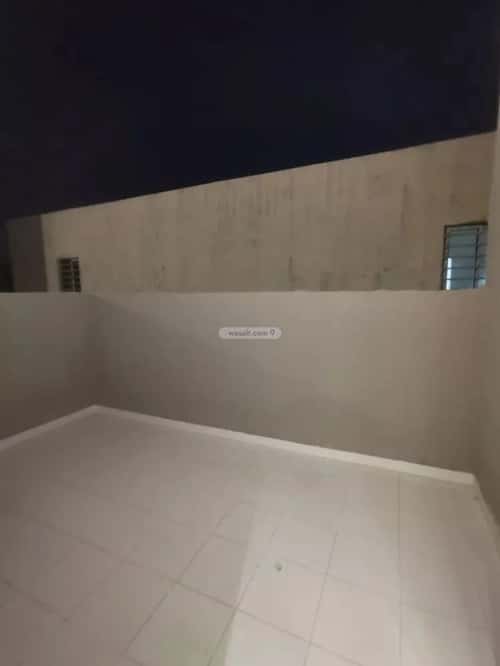 فيلا 4 غرف في الجنادرية 3