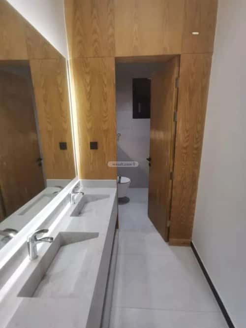 4 bedroom villa in Al Janadriyah 3