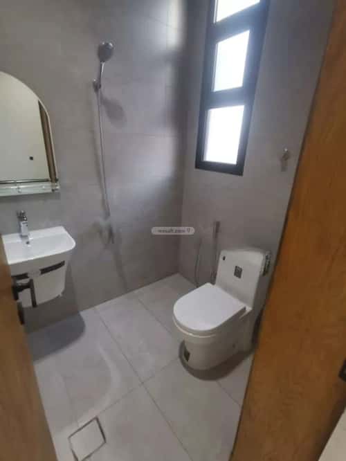 4 bedroom villa in Al Janadriyah 5