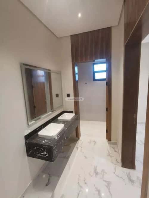 5 bedroom apartment in Al Rimal 8