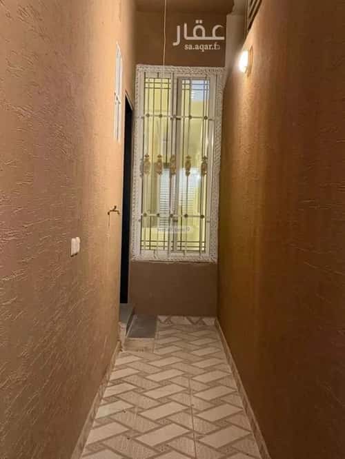 فيلا 4 غرف في الجنادرية 1