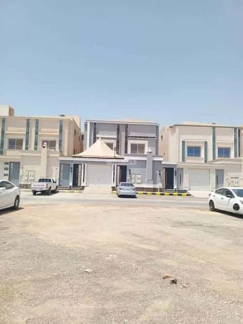 فيلا 4 غرف في الجنادرية 2