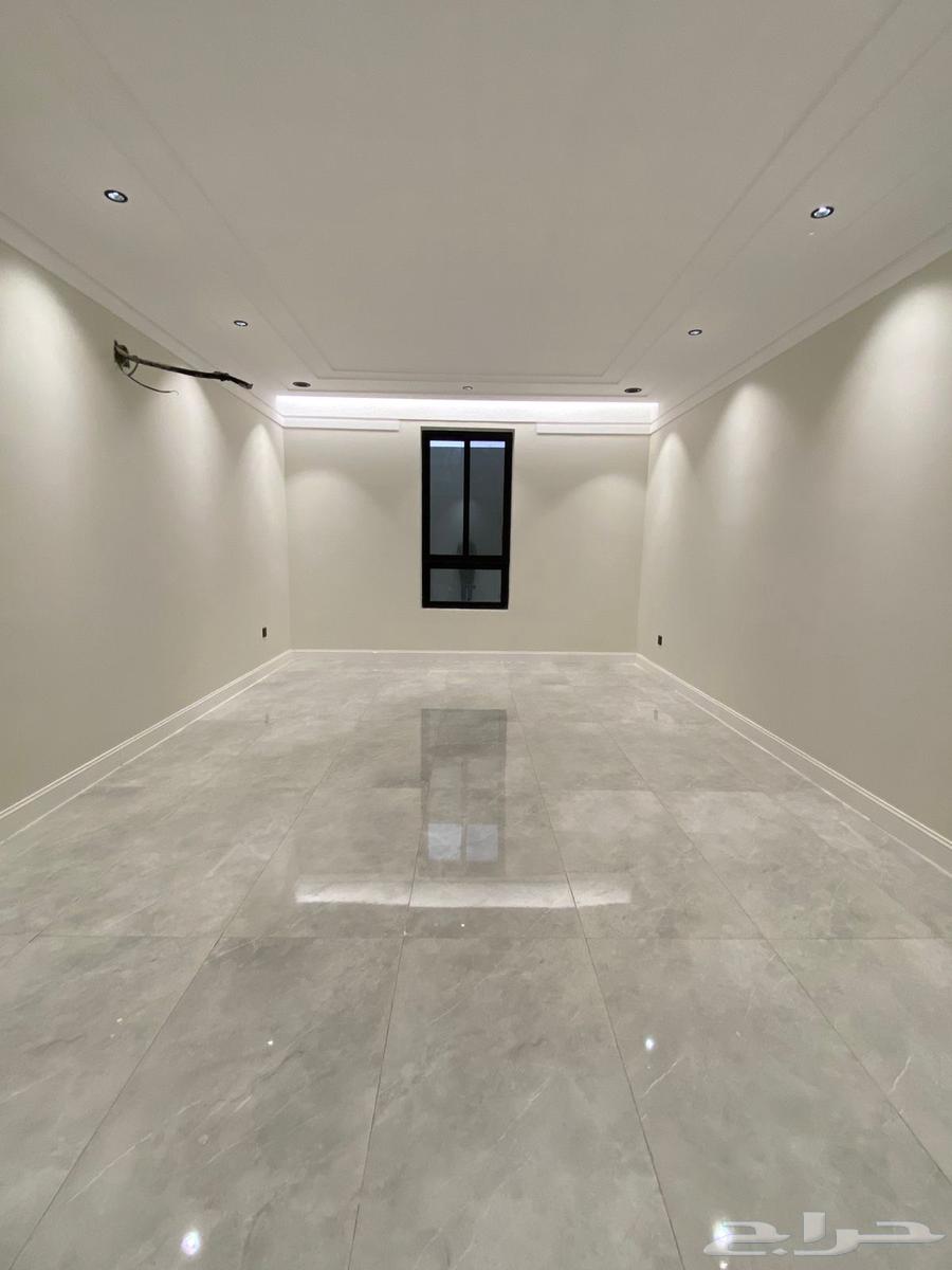 فيلا 8 غرف في ولي العهد 4