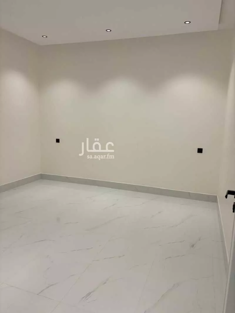 شقة 4 غرف في السعادة 9