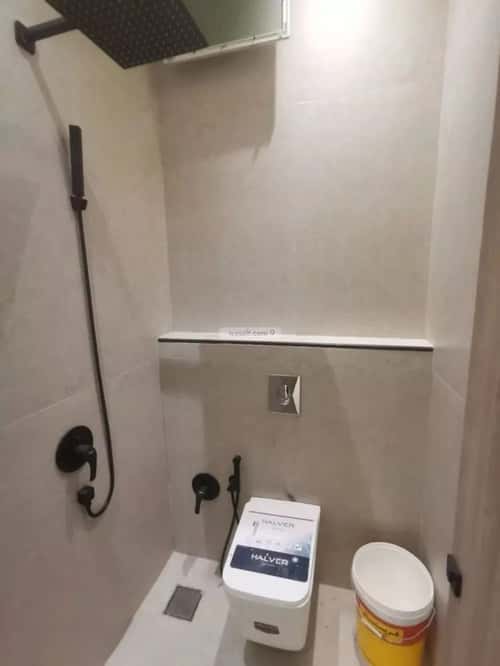 4 bedroom villa in Al Janadriyah 3