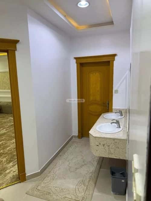 3 bedroom apartment in Dhahrat Laban 3
