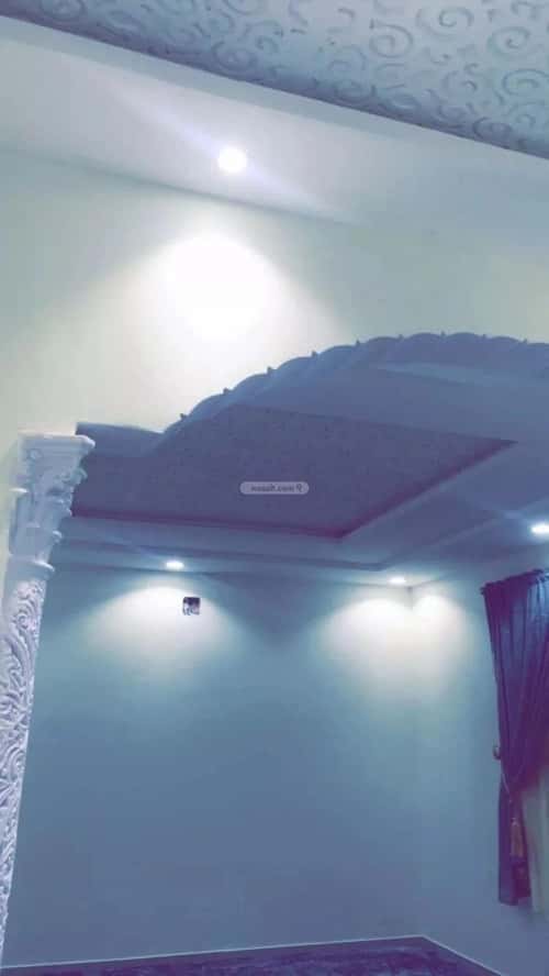 8 bedroom floor in Tuwaiq 4