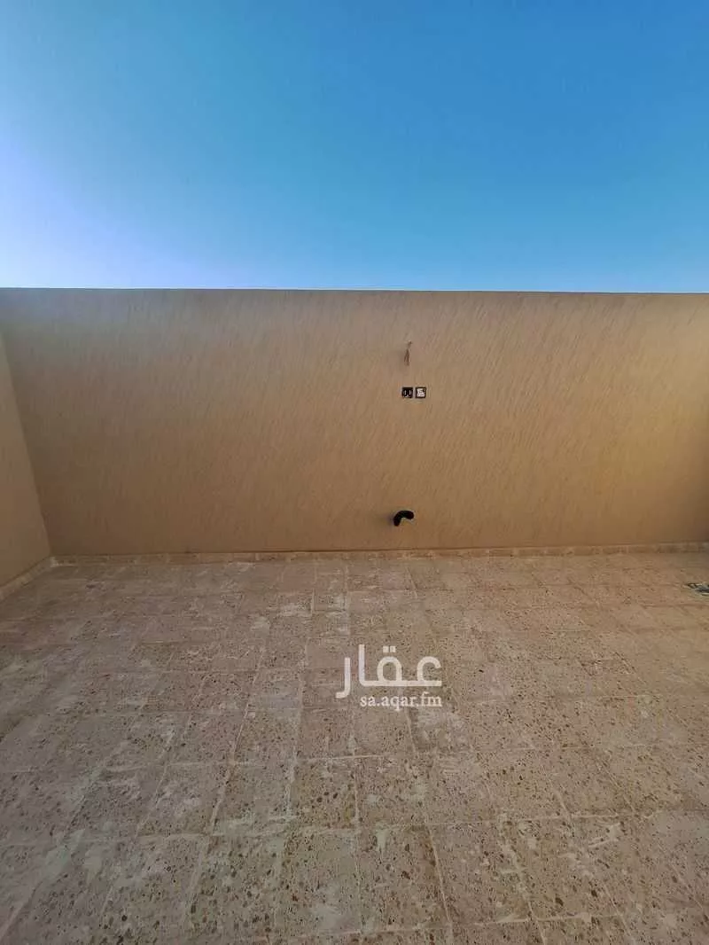 فيلا 6 غرف في ظهرة لبن 24