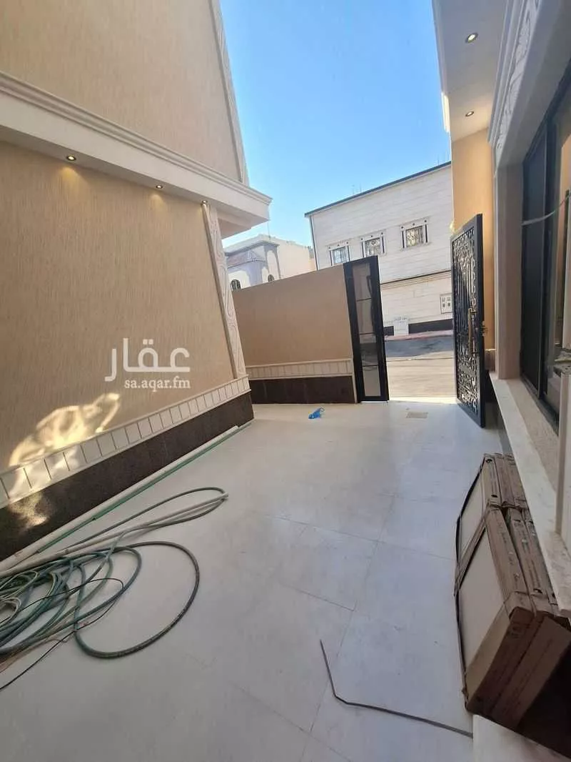 فيلا 6 غرف في ظهرة لبن 6