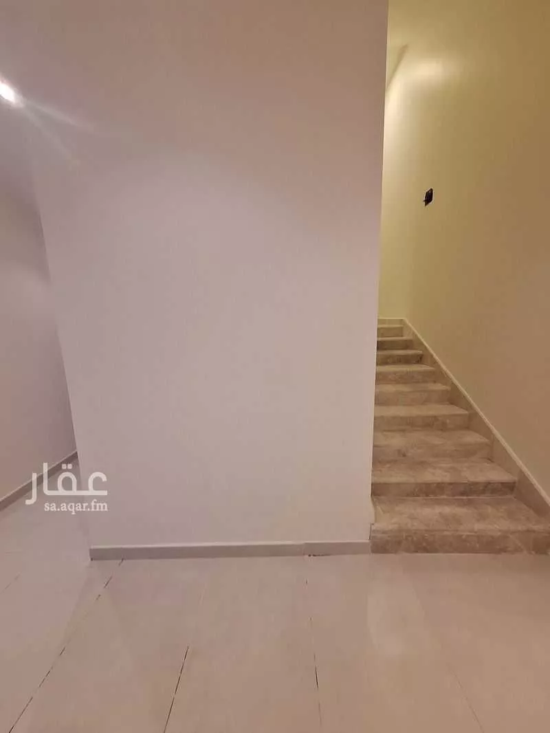 فيلا 6 غرف في ظهرة لبن 7