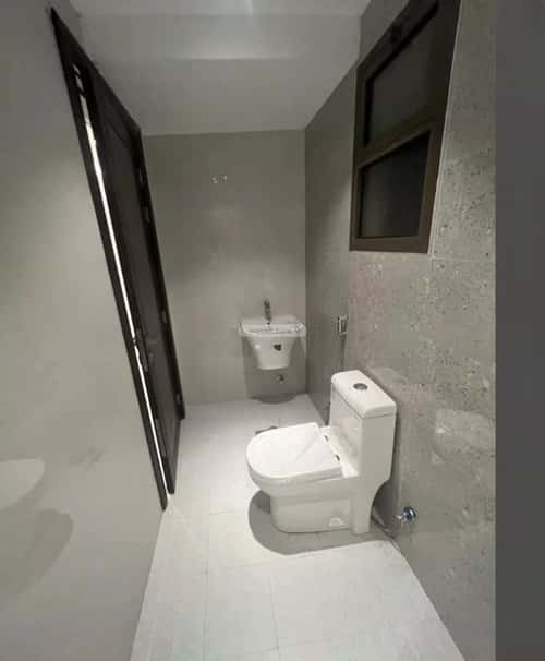 4 bedroom apartment in Al Awali 4