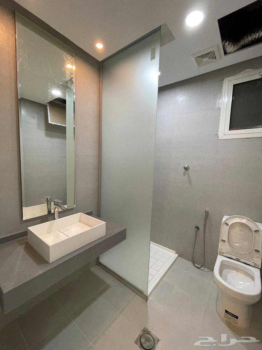 شقة  في الرانوناء 5