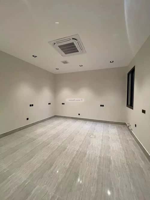 5 bedroom villa in Al Aridh 3